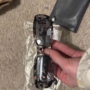 Tortoiseshell Rectangular Sunglasses - Gray/Brown Pattern